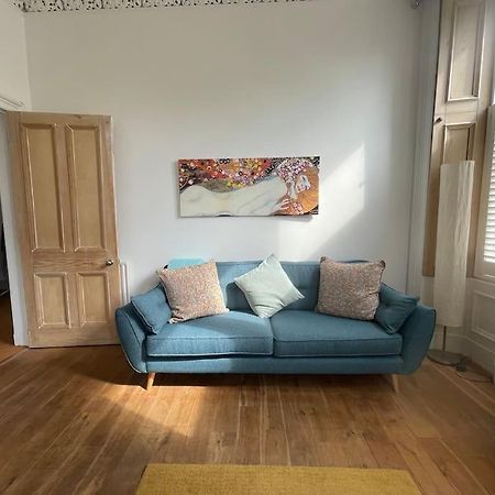 Appartamento Stunning West End Flat! Glasgow Esterno foto